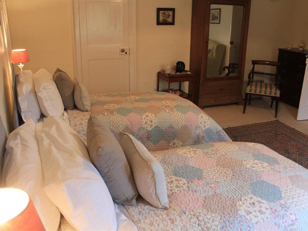 Church Farmhouse B & B Kennett Kültér fotó